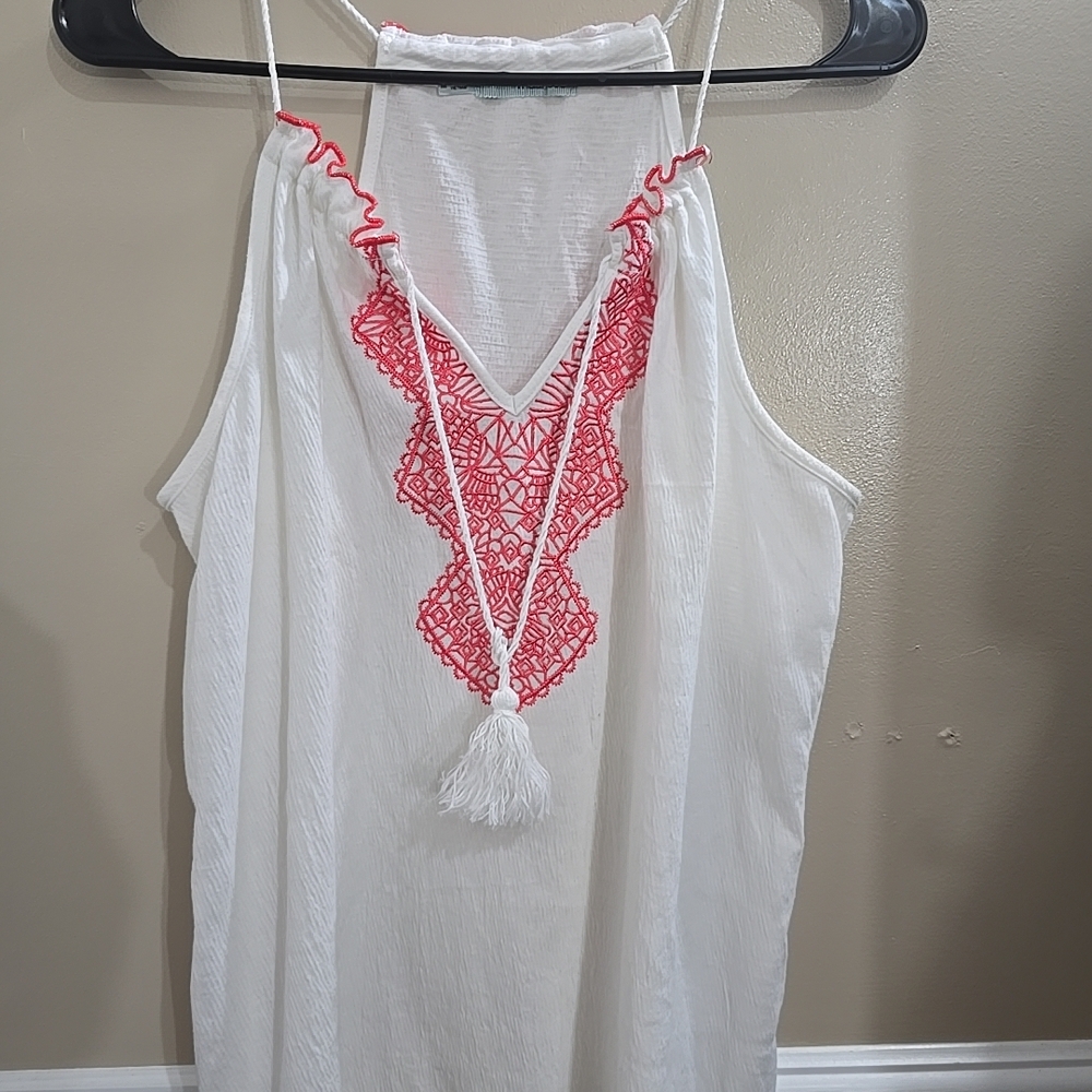 Maurices White Sleeveless Top with Red Embroidery Sz M